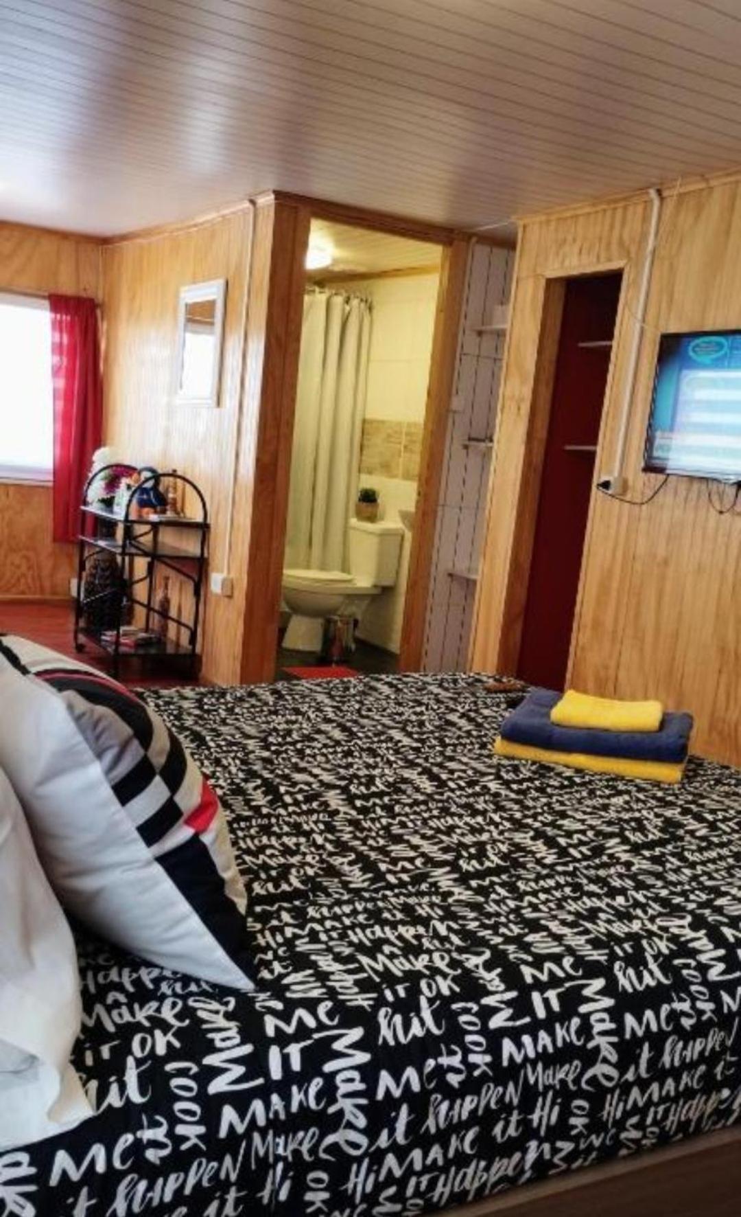 Hostal Host Patagonia Punta Arenas Exterior foto